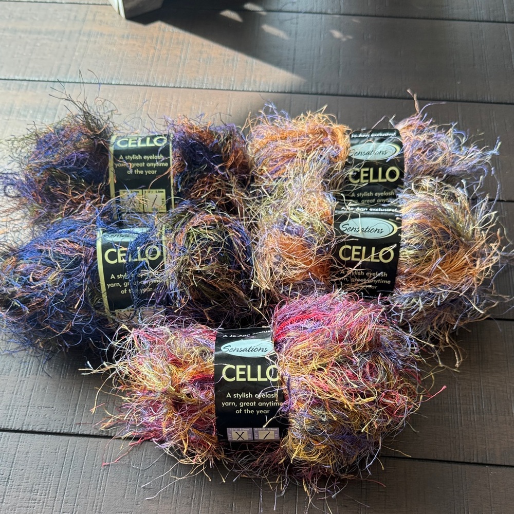 🚨Sensations Cello Multicolor Yarn Bundle Lot of 5🚨